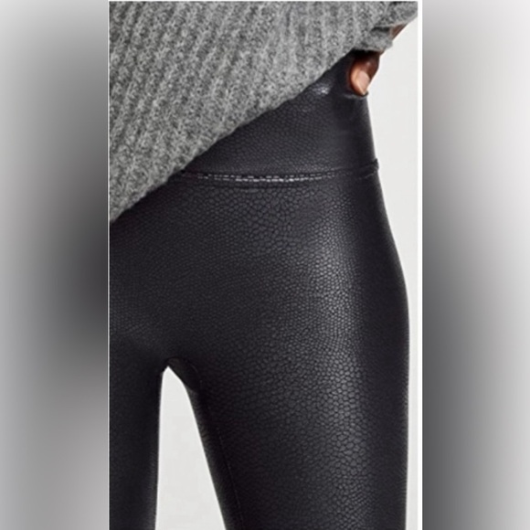 Spanx Faux Leather Croc Pebble Leggings in Color Gunmetal SzSmall - Picture 1 of 14